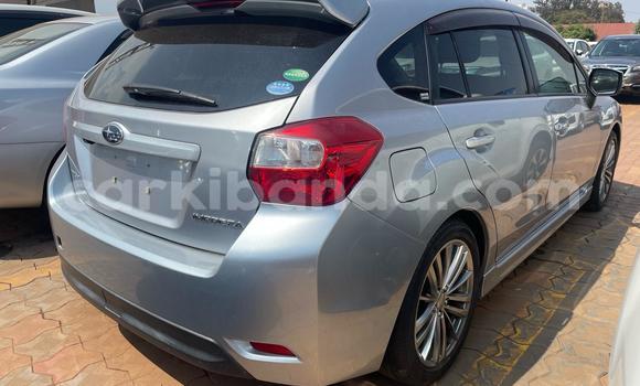 Gura Yakoze Subaru Impreza Silver Imodoka i Kampala mu Uganda Gura Yakoze Subaru Impreza Silver Imodoka i Kampala mu Uganda