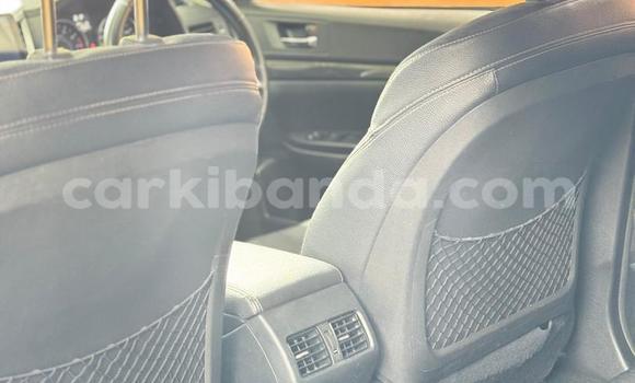 Nunua Ilio tumika Subaru Legacy Nyeupe Gari ndani ya Kampala nchini Uganda Nunua Ilio tumika Subaru Legacy Nyeupe Gari ndani ya Kampala nchini Uganda