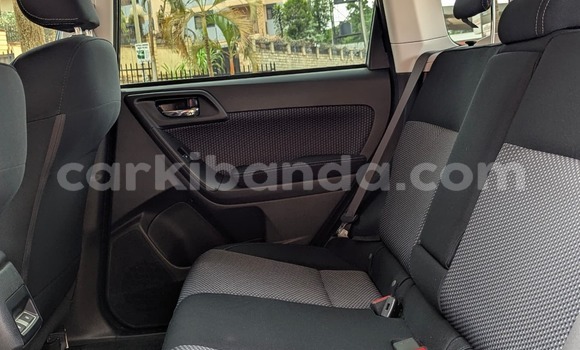 Nunua Ilio tumika Subaru Forester Bluu Gari ndani ya Kampala nchini Uganda Nunua Ilio tumika Subaru Forester Bluu Gari ndani ya Kampala nchini Uganda