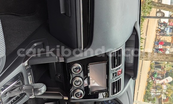 Nunua Ilio tumika Subaru Forester Bluu Gari ndani ya Kampala nchini Uganda Nunua Ilio tumika Subaru Forester Bluu Gari ndani ya Kampala nchini Uganda