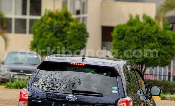 Nunua Ilio tumika Subaru Forester Bluu Gari ndani ya Kampala nchini Uganda Nunua Ilio tumika Subaru Forester Bluu Gari ndani ya Kampala nchini Uganda