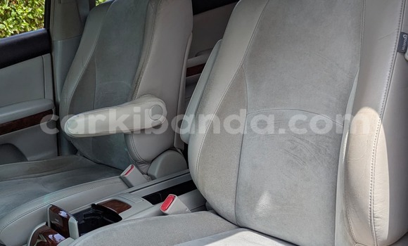 Nunua Ilio tumika Toyota Harrier Nyeupe Gari ndani ya Kampala nchini Uganda Nunua Ilio tumika Toyota Harrier Nyeupe Gari ndani ya Kampala nchini Uganda