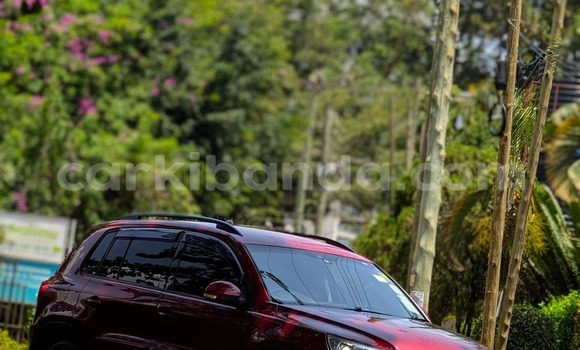 Gura Yakoze Volkswagen Tiguan Other Imodoka i Kampala mu Uganda