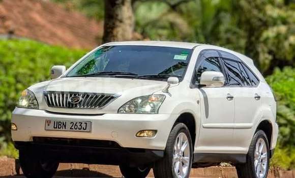 Acheter Occasion Voiture Toyota Highlander Blanc à Kampala, Ouganda Acheter Occasion Voiture Toyota Highlander Blanc à Kampala, Ouganda