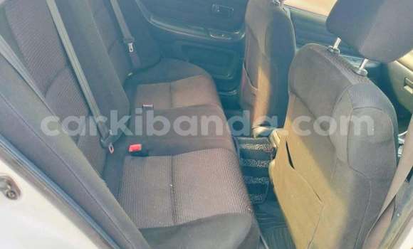 Gura Yakoze Toyota Altezza Other Imodoka i Kampala mu Uganda Gura Yakoze Toyota Altezza Other Imodoka i Kampala mu Uganda