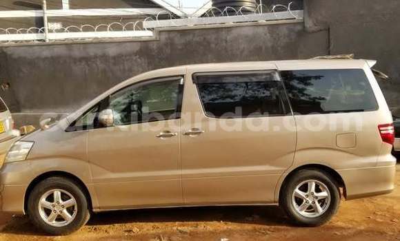 Gura Yakoze Toyota Alphard Other Imodoka i Kampala mu Uganda Gura Yakoze Toyota Alphard Other Imodoka i Kampala mu Uganda