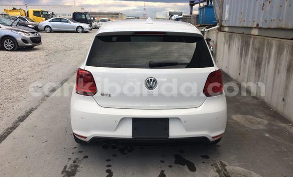 Gura Yakoze Volkswagen Polo GTI White Imodoka i Kampala mu Uganda Gura Yakoze Volkswagen Polo GTI White Imodoka i Kampala mu Uganda