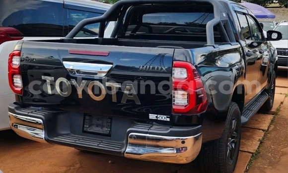 Buy Used Toyota Hiluxe Revo Black Car in Kampala in Uganda Buy Used Toyota Hiluxe Revo Black Car in Kampala in Uganda