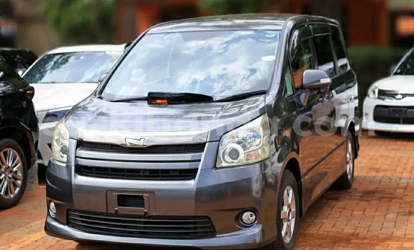 Buy Used Toyota Noah Beige Car in Kampala in Uganda Buy Used Toyota Noah Beige Car in Kampala in Uganda