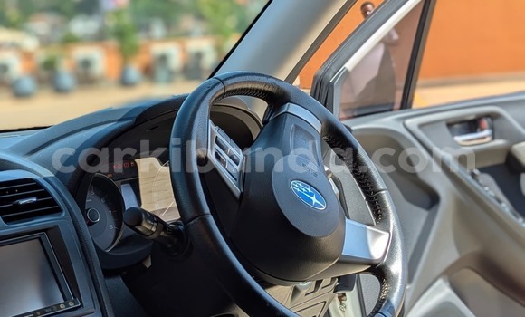 Nunua Ilio tumika Subaru XT Nyeupe Gari ndani ya Kampala nchini Uganda Nunua Ilio tumika Subaru XT Nyeupe Gari ndani ya Kampala nchini Uganda