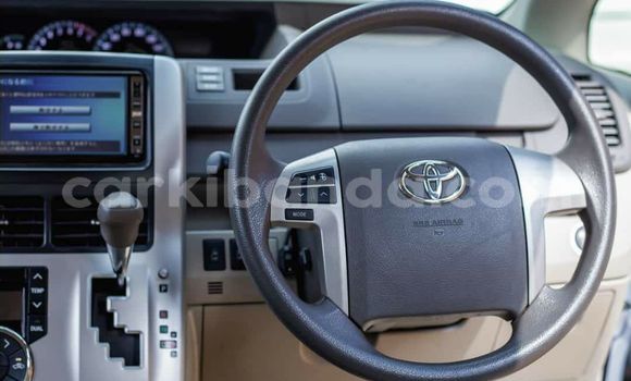 Buy Used Toyota Noah Silver Car in Kampala in Uganda Buy Used Toyota Noah Silver Car in Kampala in Uganda
