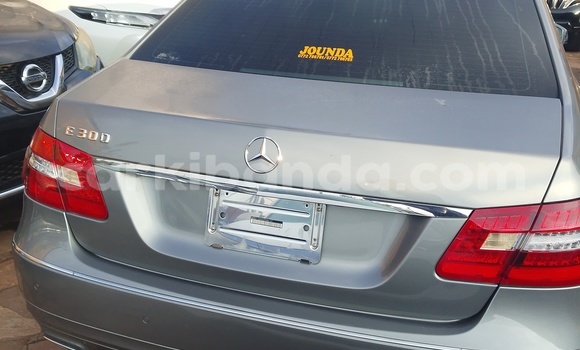 Buy Import Mercedes Viano Silver Car in Kampala in Uganda