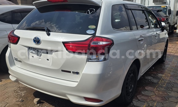 Nunua Mpya Toyota Fielder Nyeupe Gari ndani ya Kampala nchini Uganda Nunua Mpya Toyota Fielder Nyeupe Gari ndani ya Kampala nchini Uganda