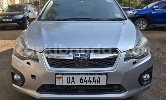 Nunua Mpya Subaru Impreza Fedha Gari ndani ya Kampala nchini Uganda Nunua Mpya Subaru Impreza Fedha Gari ndani ya Kampala nchini Uganda