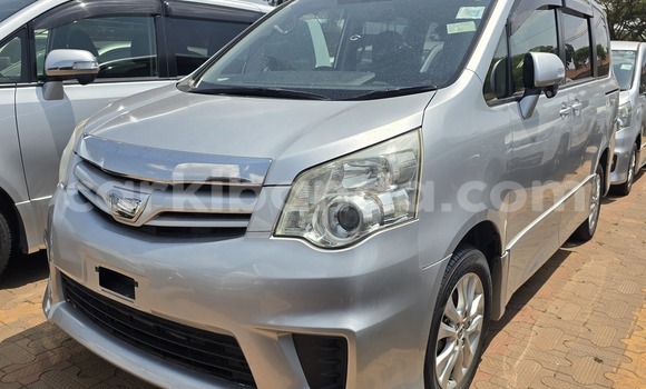 Buy New Toyota Noah Silver Car in Kampala in Uganda Buy New Toyota Noah Silver Car in Kampala in Uganda