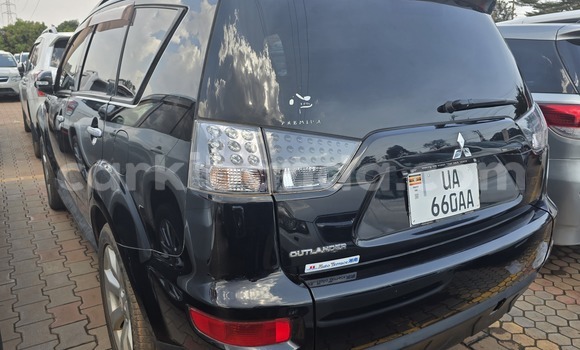 Acheter Neuf Voiture Mitsubishi Outlander Noir à Kampala, Ouganda Acheter Neuf Voiture Mitsubishi Outlander Noir à Kampala, Ouganda