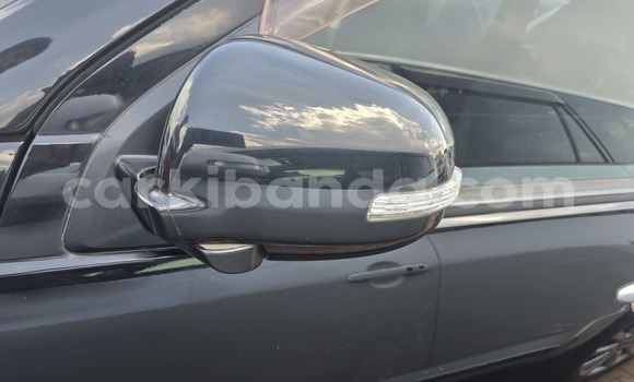 Acheter Neuf Voiture Mitsubishi Outlander Noir à Kampala, Ouganda Acheter Neuf Voiture Mitsubishi Outlander Noir à Kampala, Ouganda
