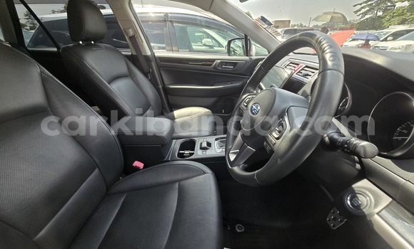 Nunua Mpya Subaru Outback Nyingine Gari ndani ya Kampala nchini Uganda Nunua Mpya Subaru Outback Nyingine Gari ndani ya Kampala nchini Uganda