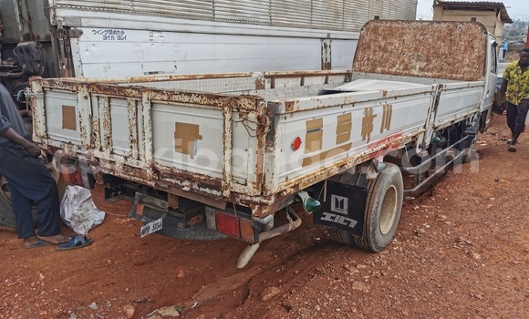 Buy Import Isuzu FTR 850 White Truck in Kampala in Uganda Buy Import Isuzu FTR 850 White Truck in Kampala in Uganda