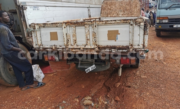 Buy Import Isuzu FTR 850 White Truck in Kampala in Uganda Buy Import Isuzu FTR 850 White Truck in Kampala in Uganda