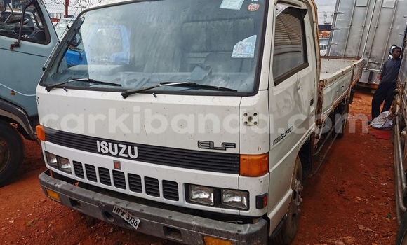 Buy Import Isuzu FTR 850 White Truck in Kampala in Uganda Buy Import Isuzu FTR 850 White Truck in Kampala in Uganda