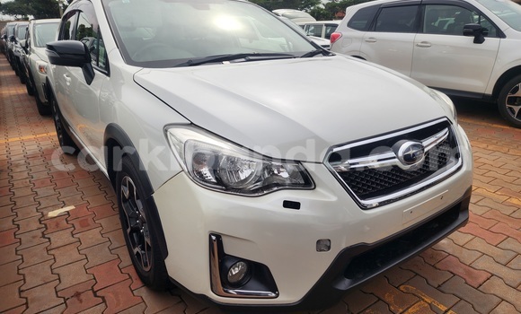 Gura Yakoze Subaru XV White Imodoka i Kampala mu Uganda Gura Yakoze Subaru XV White Imodoka i Kampala mu Uganda