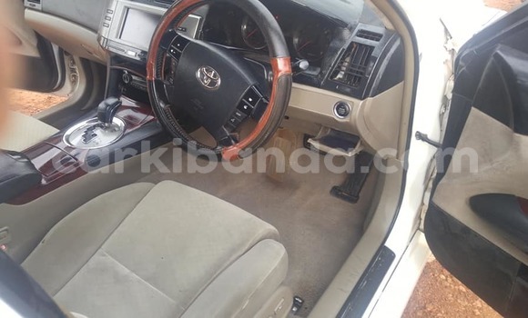 Buy Used Toyota Mark X White Car in Kampala in Uganda Buy Used Toyota Mark X White Car in Kampala in Uganda