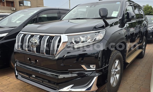 Acheter Neuf Voiture Toyota Land Cruiser Prado Noir à Kampala, Ouganda Acheter Neuf Voiture Toyota Land Cruiser Prado Noir à Kampala, Ouganda