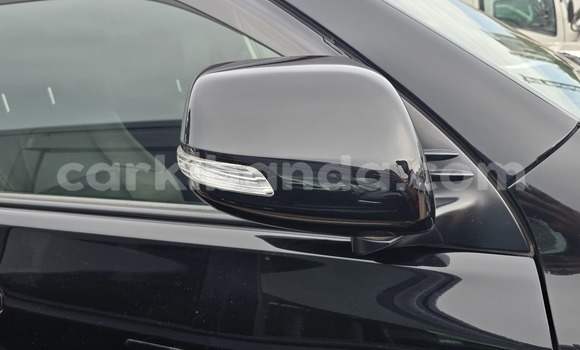 Acheter Neuf Voiture Toyota Land Cruiser Prado Noir à Kampala, Ouganda Acheter Neuf Voiture Toyota Land Cruiser Prado Noir à Kampala, Ouganda