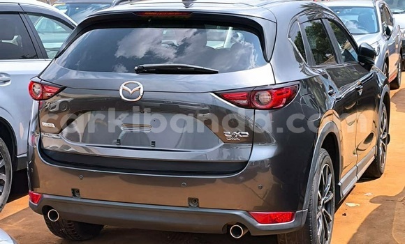 Nunua Ilio tumika Mazda CX-5 Nyeusi Gari ndani ya Kampala nchini Uganda Nunua Ilio tumika Mazda CX-5 Nyeusi Gari ndani ya Kampala nchini Uganda