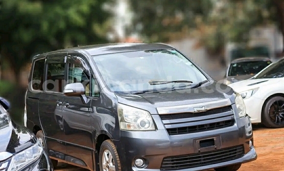 Buy Used Toyota Noah Other Car in Kampala in Uganda