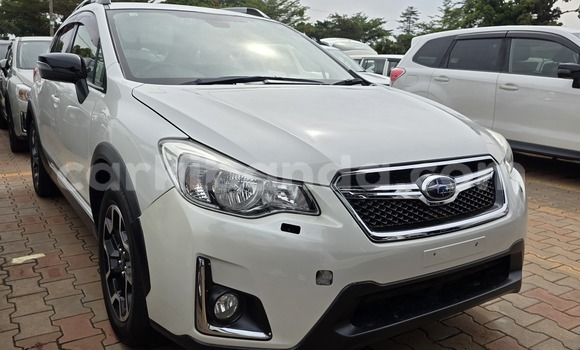Acheter Neuf Voiture Subaru XV Blanc à Kampala, Ouganda