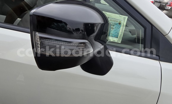 Nunua Mpya Subaru XV Nyeupe Gari ndani ya Kampala nchini Uganda Nunua Mpya Subaru XV Nyeupe Gari ndani ya Kampala nchini Uganda