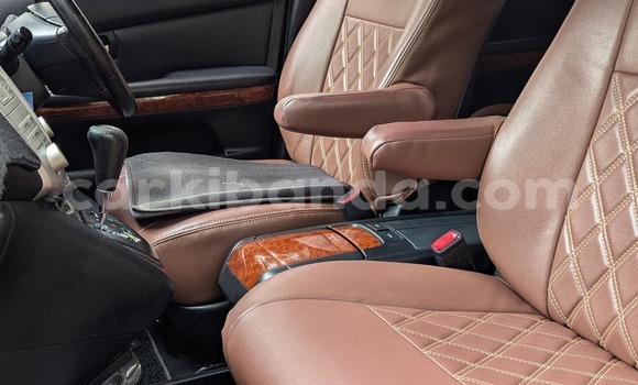 Nunua Ilio tumika Toyota Harrier Nyingine Gari ndani ya Kampala nchini Uganda Nunua Ilio tumika Toyota Harrier Nyingine Gari ndani ya Kampala nchini Uganda