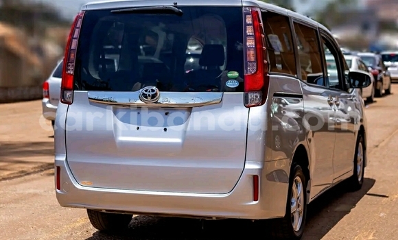 Buy Used Toyota Noah White Car in Kampala in Uganda Buy Used Toyota Noah White Car in Kampala in Uganda