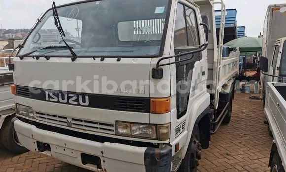 Buy Import Isuzu FTR 850 White Truck in Kampala in Uganda Buy Import Isuzu FTR 850 White Truck in Kampala in Uganda
