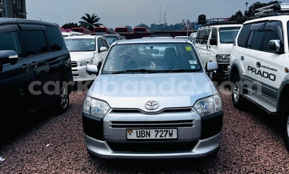 Nunua Ilio tumika Toyota Succeed Fedha Gari ndani ya Kampala nchini Uganda Nunua Ilio tumika Toyota Succeed Fedha Gari ndani ya Kampala nchini Uganda