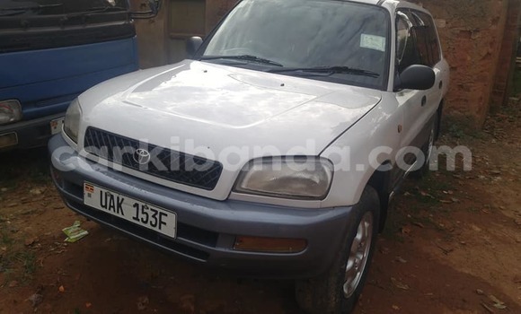 Buy Used Toyota RAV4 White Car in Kampala in Uganda Buy Used Toyota RAV4 White Car in Kampala in Uganda