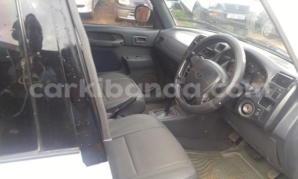 Buy Used Toyota RAV4 White Car in Kampala in Uganda Buy Used Toyota RAV4 White Car in Kampala in Uganda