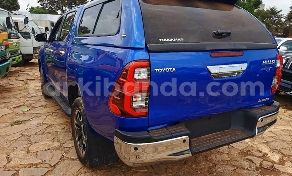 Nunua Imported Toyota REVO CAB Z-EDITION Bluu Gari ndani ya Kampala nchini Uganda Nunua Imported Toyota REVO CAB Z-EDITION Bluu Gari ndani ya Kampala nchini Uganda