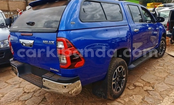 Nunua Imported Toyota REVO CAB Z-EDITION Bluu Gari ndani ya Kampala nchini Uganda Nunua Imported Toyota REVO CAB Z-EDITION Bluu Gari ndani ya Kampala nchini Uganda