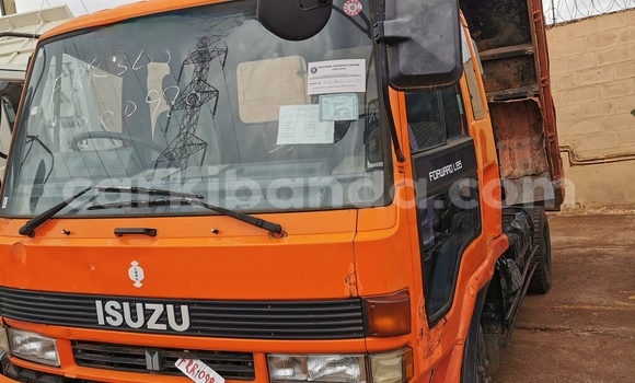 Buy Import Isuzu FTR 850 Red Truck in Kampala in Uganda Buy Import Isuzu FTR 850 Red Truck in Kampala in Uganda