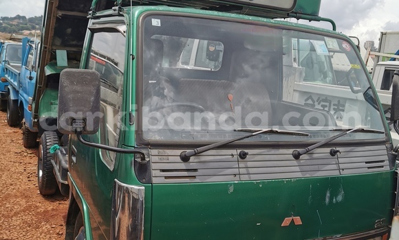 Buy Import Mitsubishi L400 Green Truck in Kampala in Uganda Buy Import Mitsubishi L400 Green Truck in Kampala in Uganda