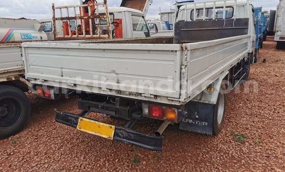 Buy Import Mitsubishi Van White Truck in Kampala in Uganda Buy Import Mitsubishi Van White Truck in Kampala in Uganda