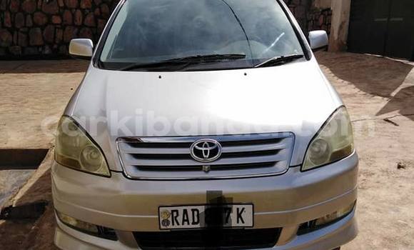 Buy Used Toyota Ipsum Silver Car in Kampala in Uganda Buy Used Toyota Ipsum Silver Car in Kampala in Uganda