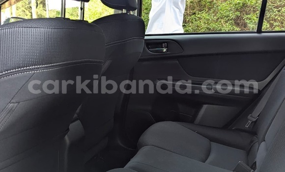 Nunua Ilio tumika Subaru Impreza Nyeusi Gari ndani ya Kampala nchini Uganda Nunua Ilio tumika Subaru Impreza Nyeusi Gari ndani ya Kampala nchini Uganda