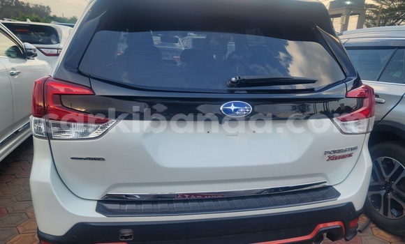 Gura Yakoze Subaru Forester White Imodoka i Kampala mu Uganda Gura Yakoze Subaru Forester White Imodoka i Kampala mu Uganda