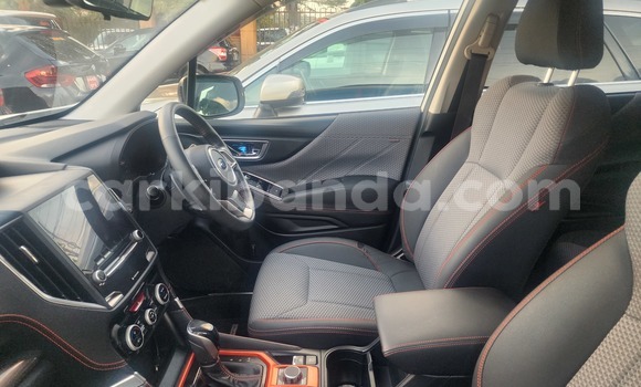 Gura Yakoze Subaru Forester White Imodoka i Kampala mu Uganda Gura Yakoze Subaru Forester White Imodoka i Kampala mu Uganda