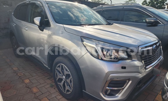 Gura Yakoze Subaru Forester Silver Imodoka i Kampala mu Uganda Gura Yakoze Subaru Forester Silver Imodoka i Kampala mu Uganda