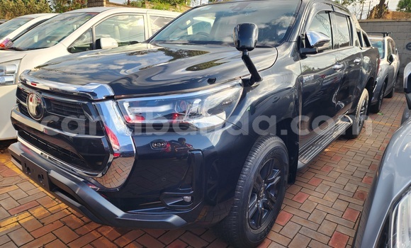 Buy Used Toyota Hilux Black Car in Kampala in Uganda